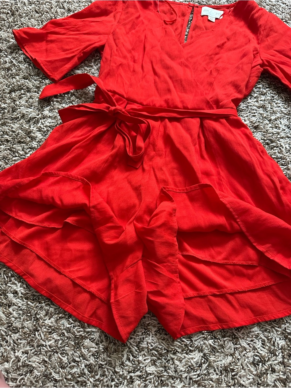 Jun & Ivy Bright Red V-Neck Tie Romper - Picture 3 of 7